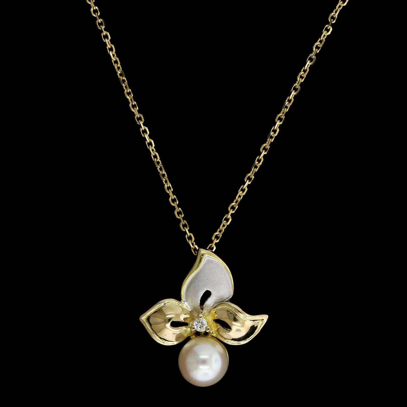 14K Two Tone Gold Estate Cultured Pearl Diamond Pendant Necklace