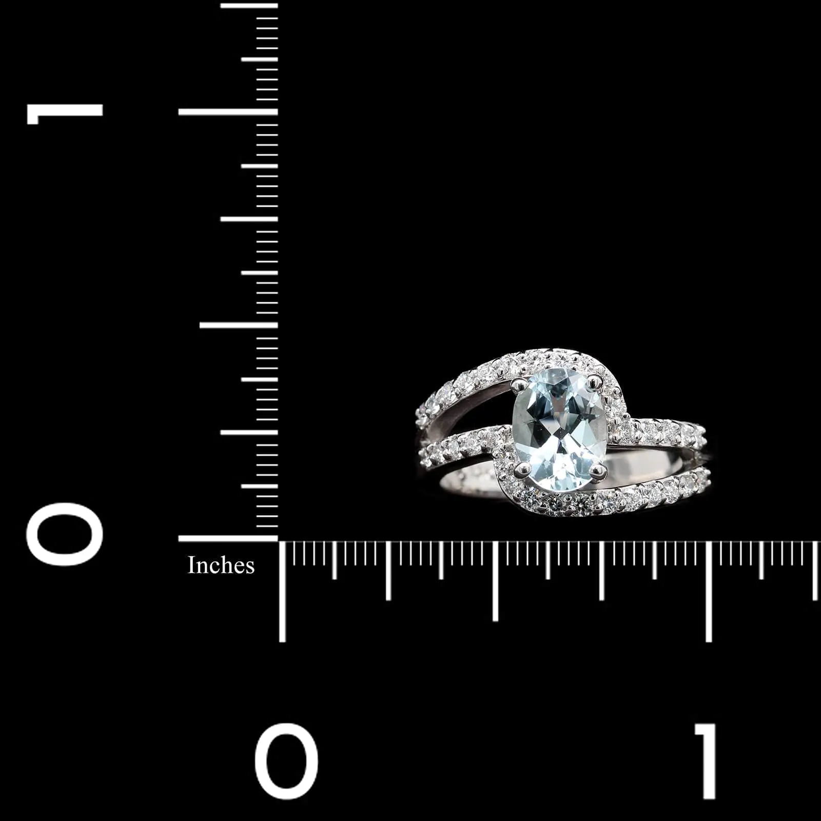 14K White Gold Estate Aquamarine and Diamond Ring