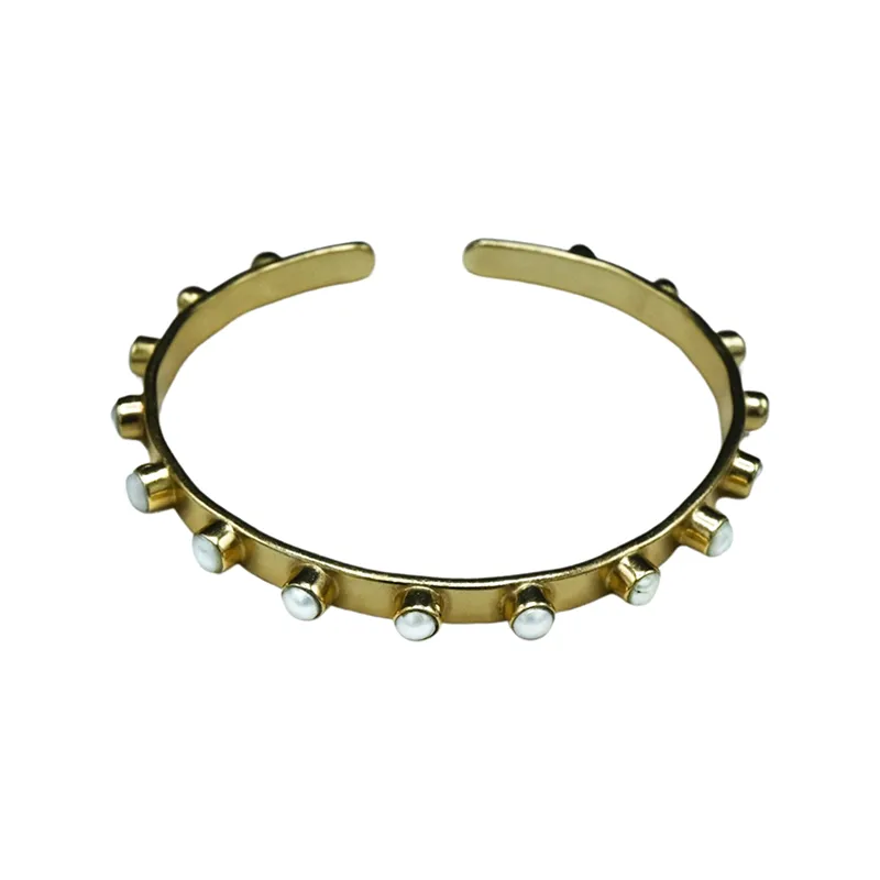 210-01-G | SEEMA ADJUSTABLE CUFF ( 4 MM PEARLS ON GOLD )