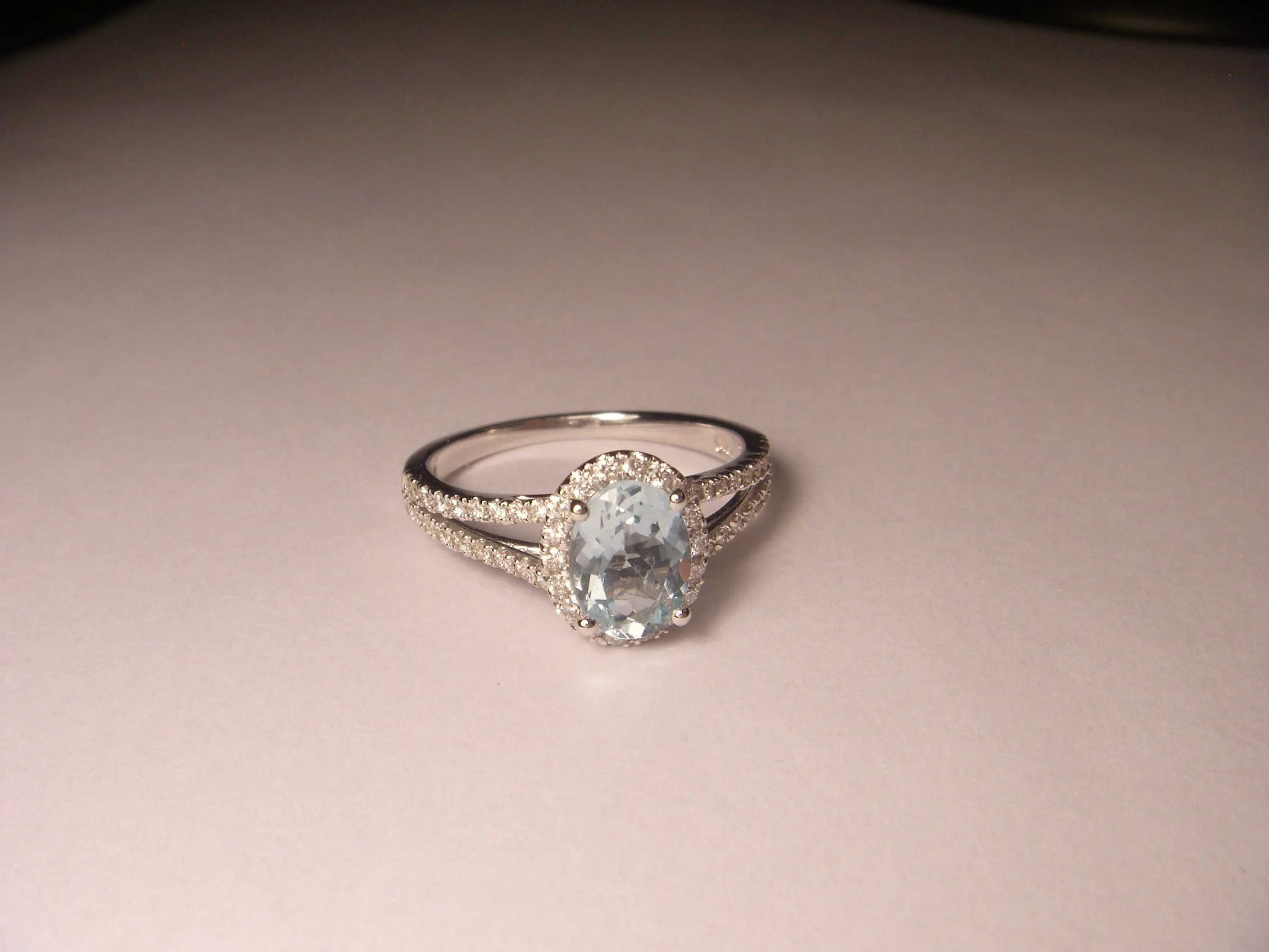 Beautiful 14K White Gold Aquamarine Diamond Engagement Ring