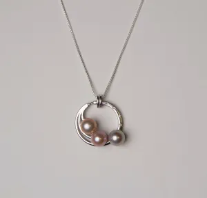 Circle Pendant Necklace