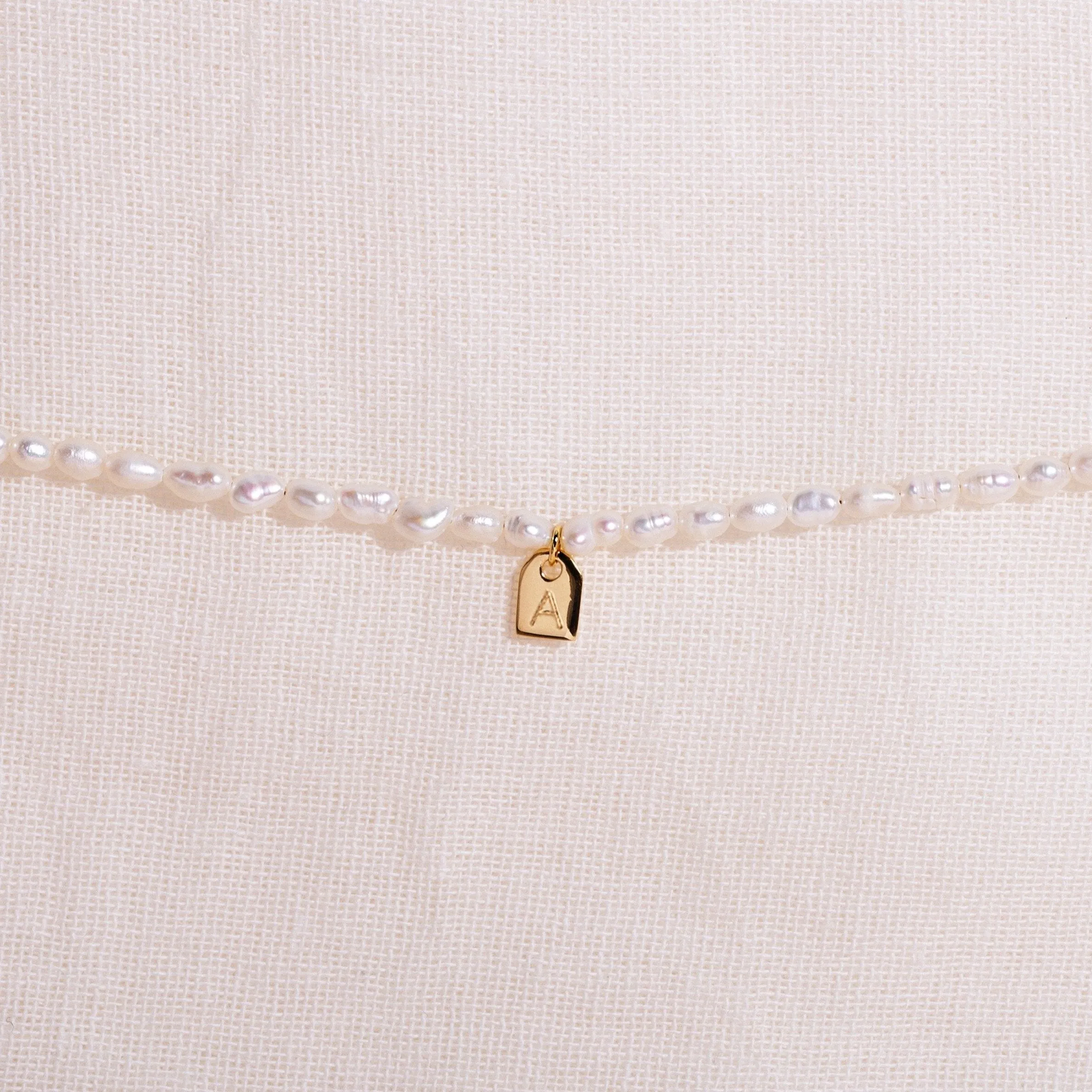 Galore Personalized Bracelet Pearl & Tag | Gold Women