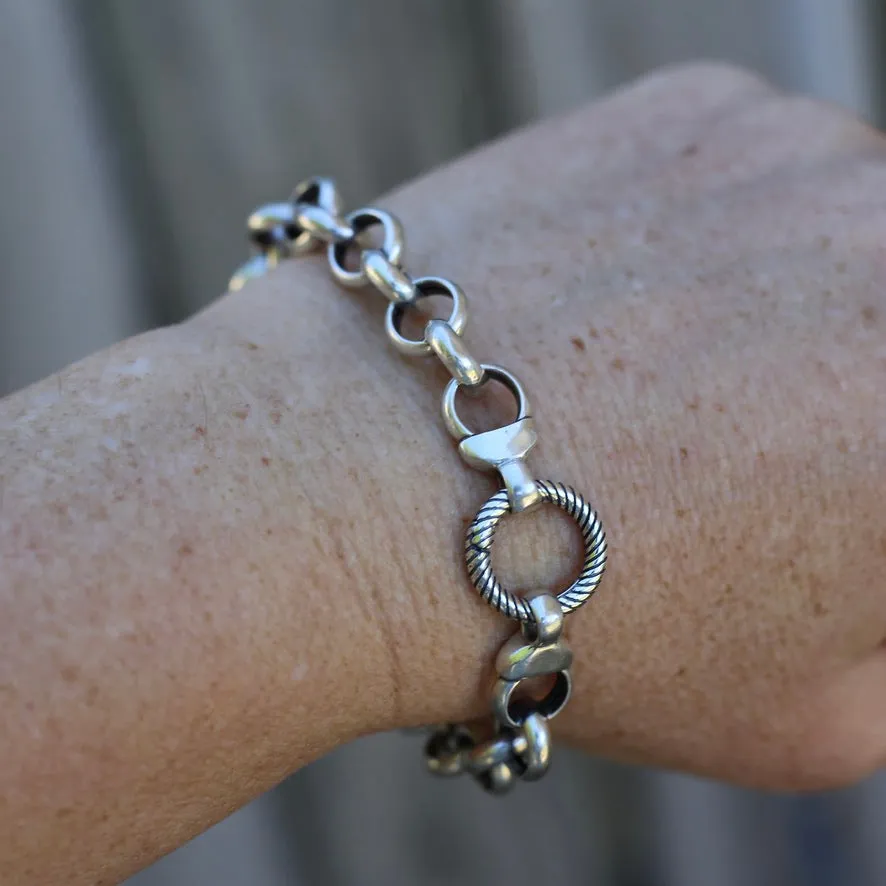 Hollow Silver Round Belcher Bracelet with Fancy Clasp