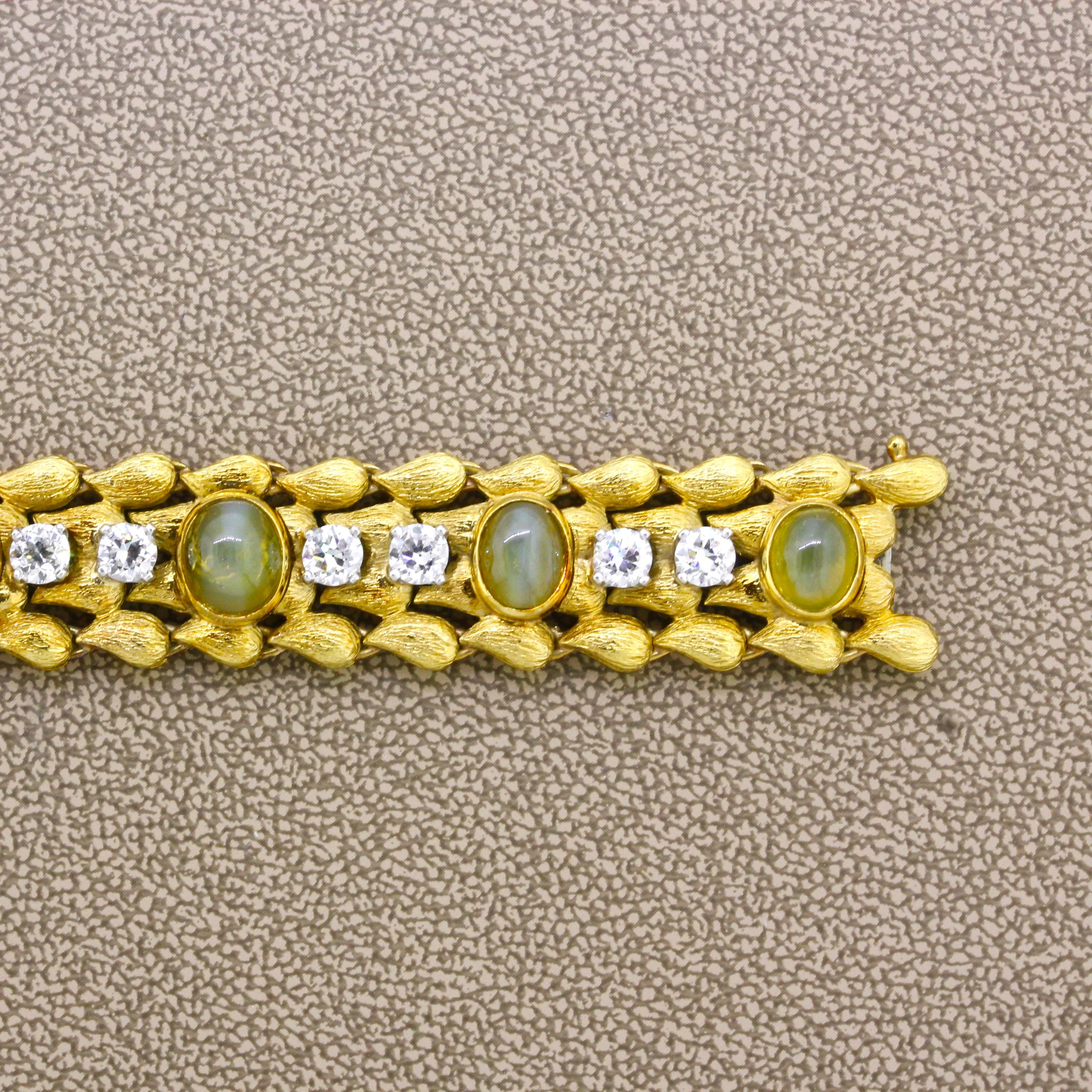 Julius Cohen Cats Eye Chrysoberyl Diamond Gold Bracelet