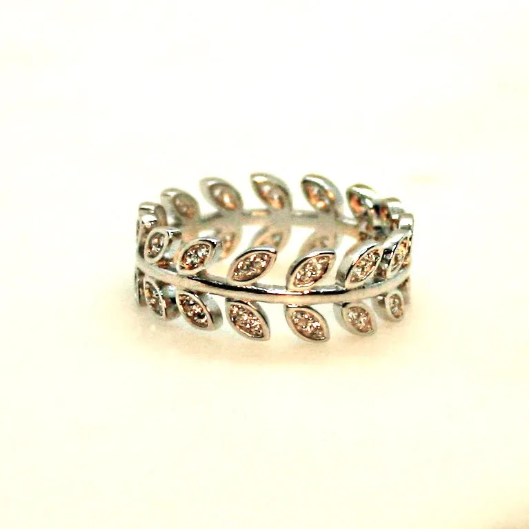 Leaves with zircon stones- Ring