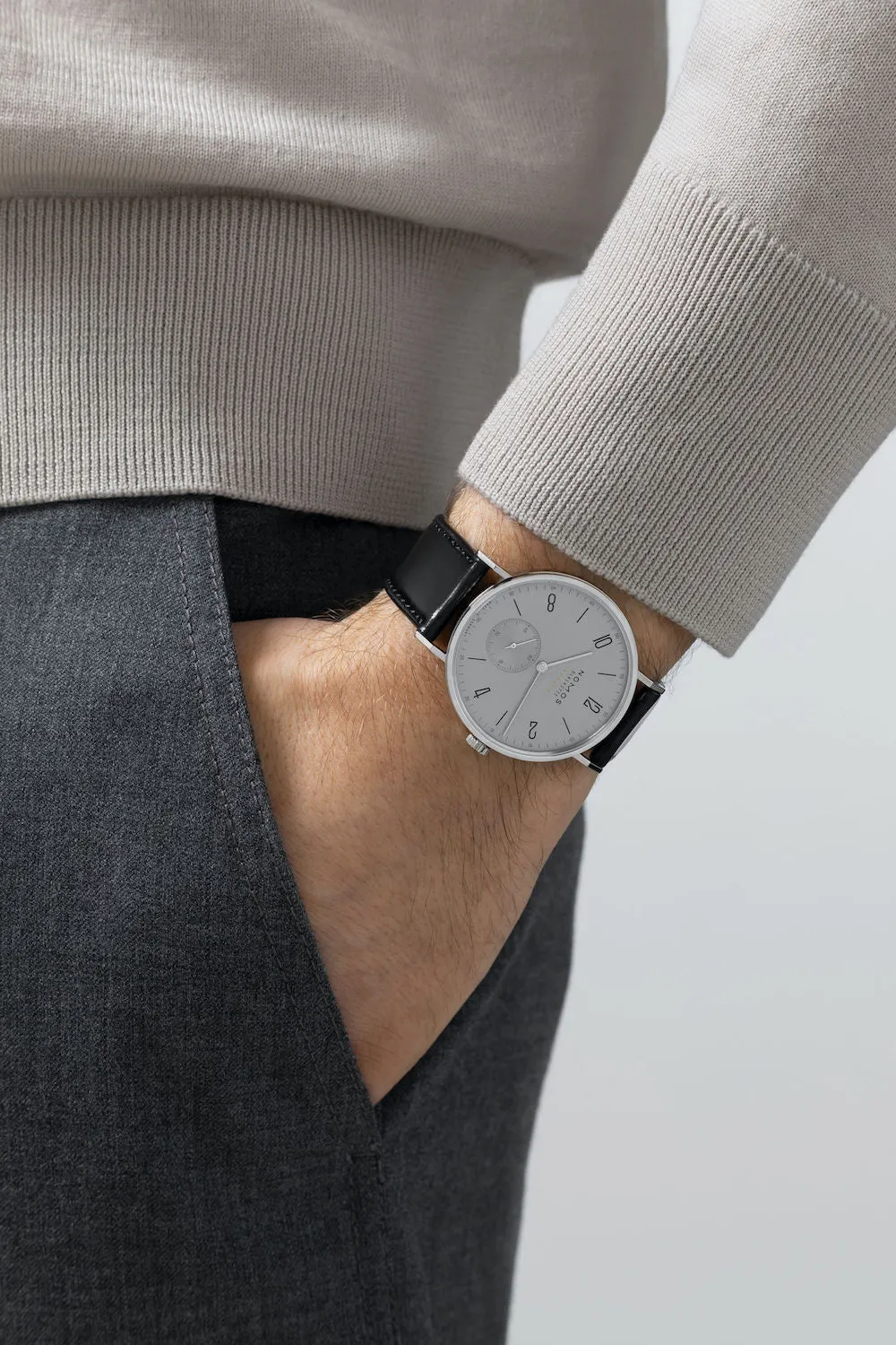 NG Watch Tangente NeoMTik 39 Platinum Grey Sapphire Crystal