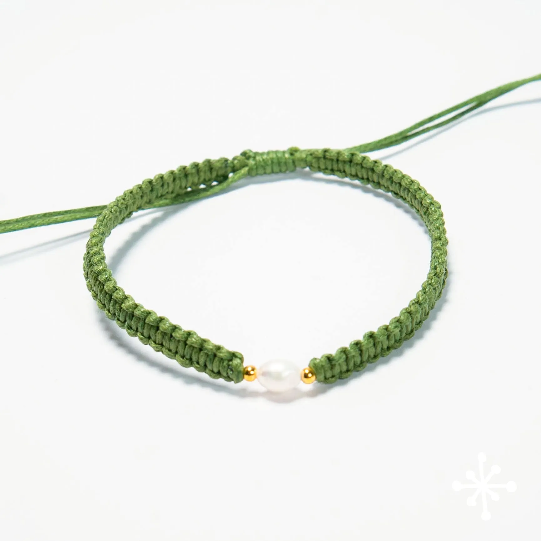 Pearl Bracelet Macrame