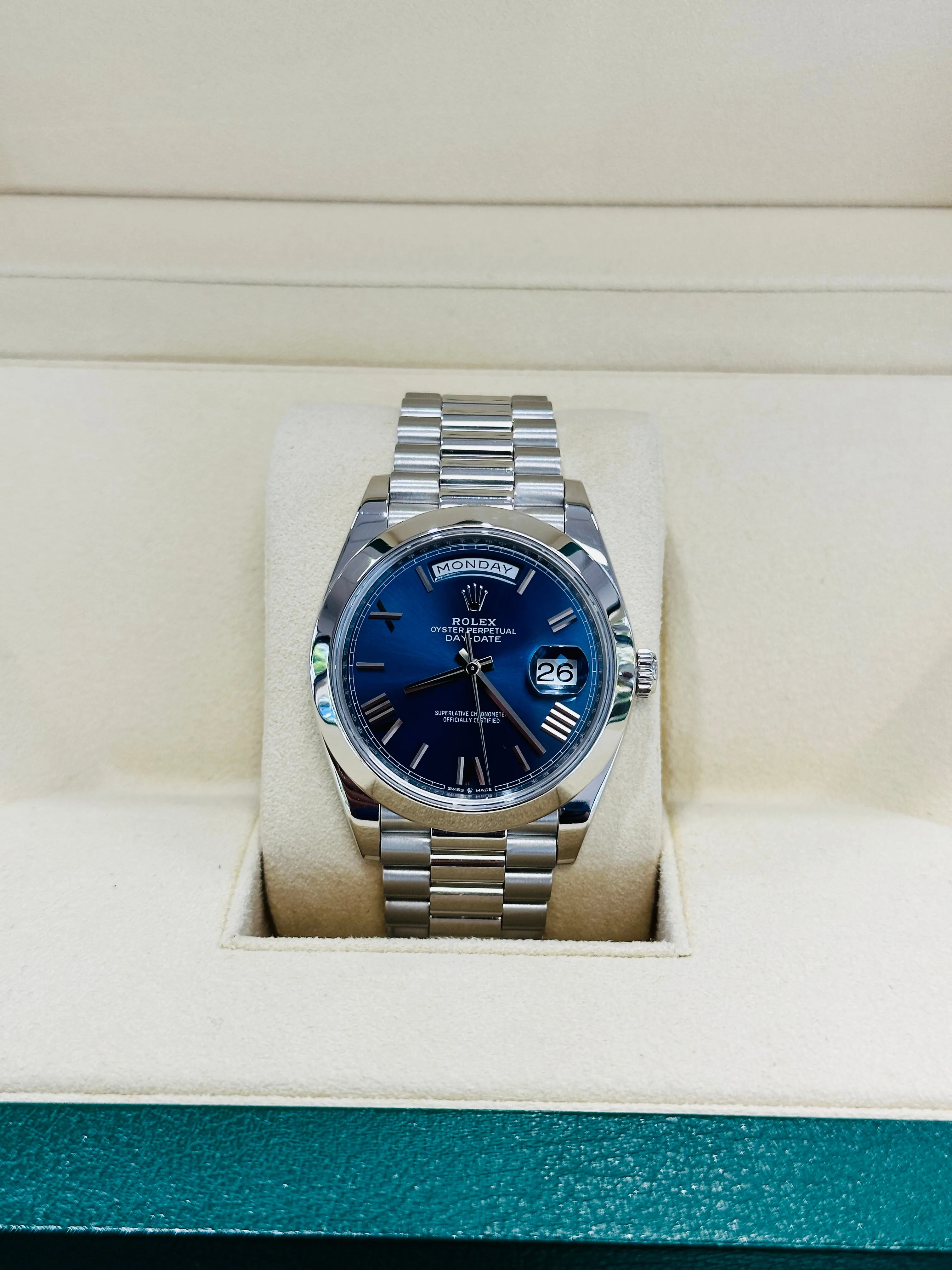 Rolex Day-Date 40 228206 Platinum Blue Roman PreOwned